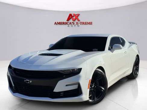 Used 2019 Chevrolet Camaro SS RWD image 1