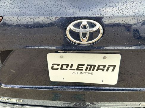 Used 2020 Toyota Highlander Platinum w/ Preferred Accessory Package AWD/4WD image 33