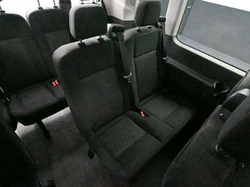 Used 2023 Ford Transit 350 XL image 38
