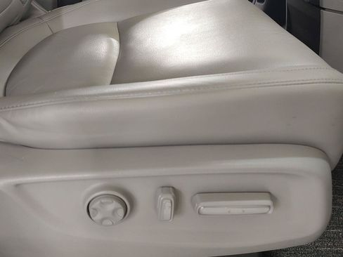 Used 2024 Honda Odyssey Touring image 5