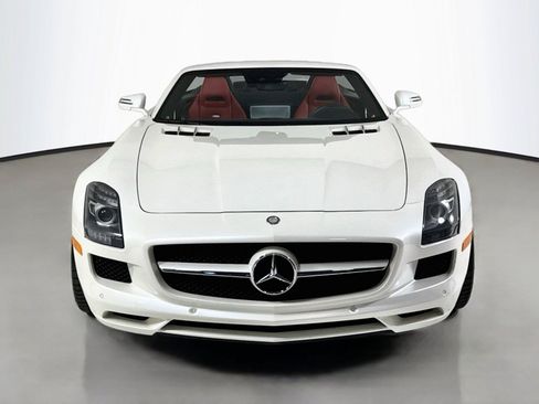 Used 2012 Mercedes-Benz SLS AMG Roadster image 11