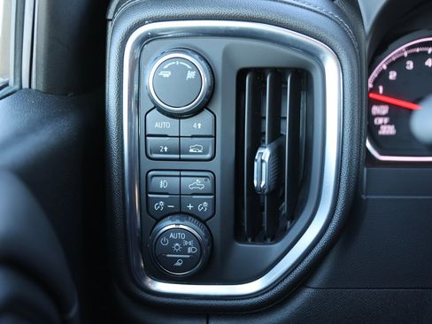 Used 2019 Chevrolet Silverado 1500 RST w/ All-Star Edition image 41