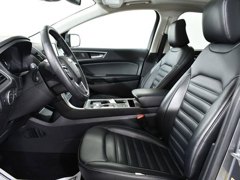 Used 2022 Ford Edge SEL w/ Convenience Package image 6