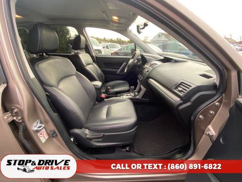 Used 2015 Subaru Forester 2.5i Limited image 18