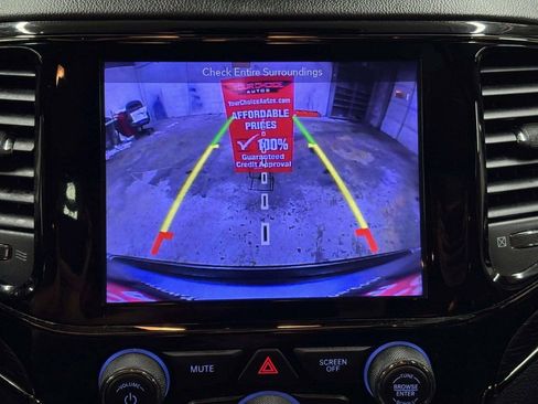 Used 2019 Jeep Grand Cherokee High Altitude AWD/4WD image 29