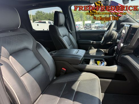 Used 2025 RAM 1500 Limited w/ Trailer Tow Group AWD/4WD image 13