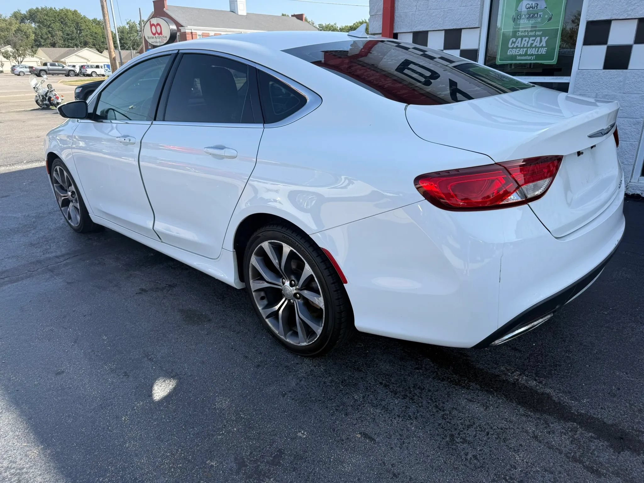Used 2015 Chrysler 200 C w/ Navigation & Sound Group I FWD image 4