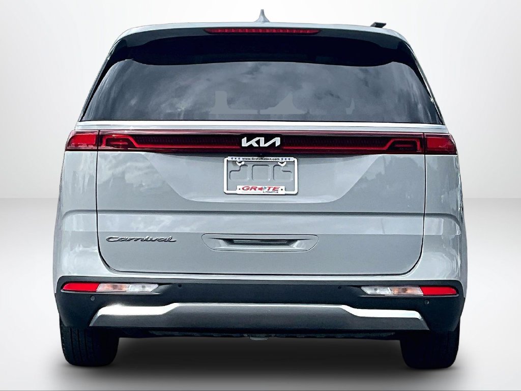 Used 2022 Kia Carnival SX Prestige FWD image 4
