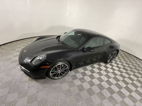 Used 2021 Porsche 911 Carrera RWD image 9