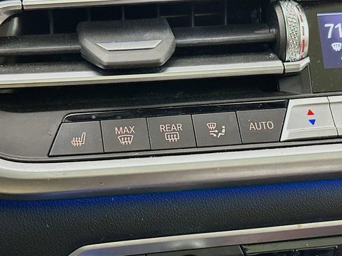 Used 2023 BMW X5 xDrive45e w/ Climate Comfort Package image 27