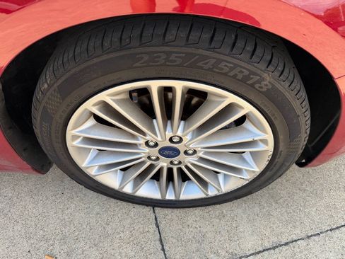 Used 2016 Ford Fusion SE w/ Equipment Group 202A FWD image 9