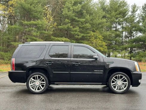 Used 2014 Cadillac Escalade Premium AWD/4WD image 5