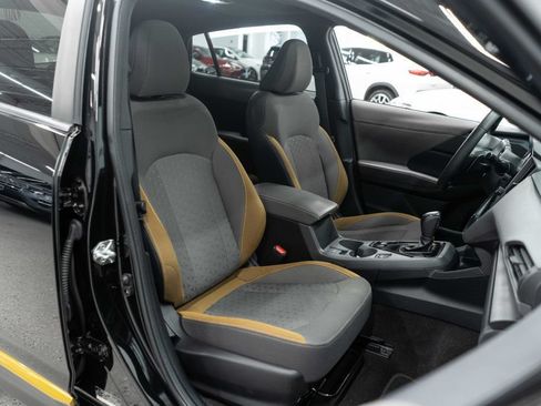 Used 2024 Subaru Crosstrek 2.5i Sport w/ Crosstrek Mirror Package AWD/4WD image 11