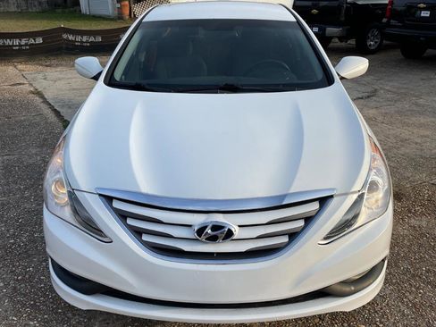Used 2014 Hyundai Sonata GLS image 2