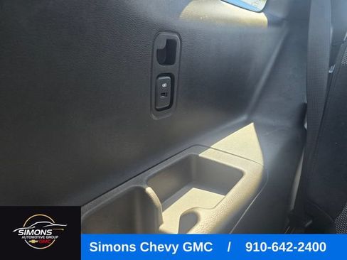 Used 2023 Chevrolet Traverse LT w/ Rear Camera Mirror Package AWD/4WD image 49