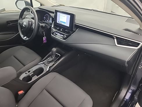 Used 2025 Toyota Corolla LE FWD image 15