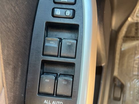 Used 2013 Toyota Prius Two FWD image 15