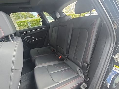 Used 2025 Audi Q3 2.0T Premium Plus image 26