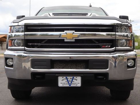 Used 2018 Chevrolet Silverado 2500 LT w/ Z71 Package, Off-Road AWD/4WD image 13