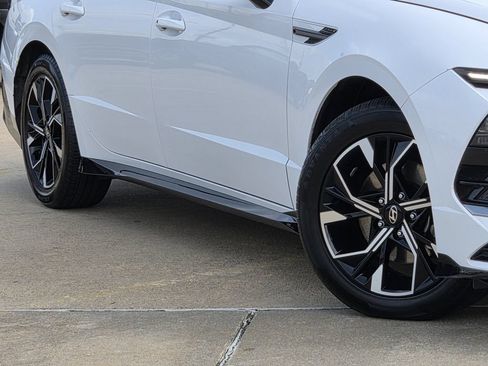 Used 2024 Hyundai Sonata SEL FWD image 11