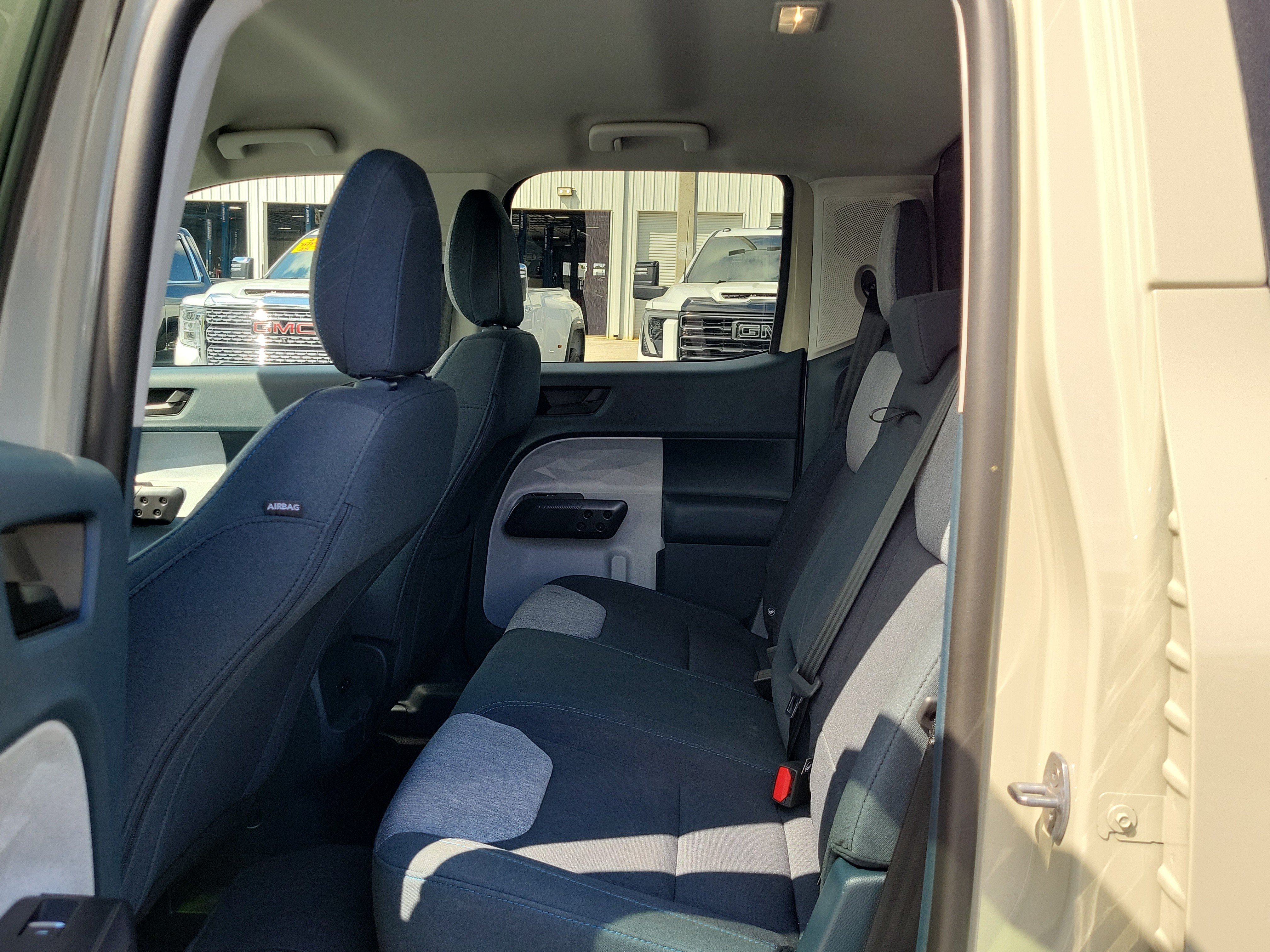 Certified 2025 Ford Maverick XLT FWD image 11