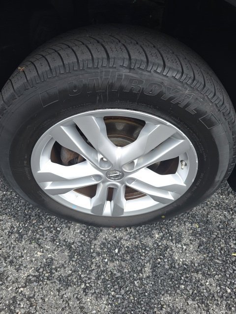 Used 2015 Nissan Rogue S w/ Convenience Package AWD/4WD image 11