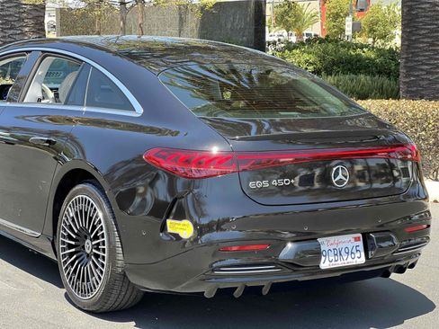 Used 2022 Mercedes-Benz EQS 450+ Sedan image 42