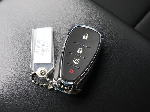 Used 2022 Chevrolet Malibu LS w/ Driver Confidence Package II image 28