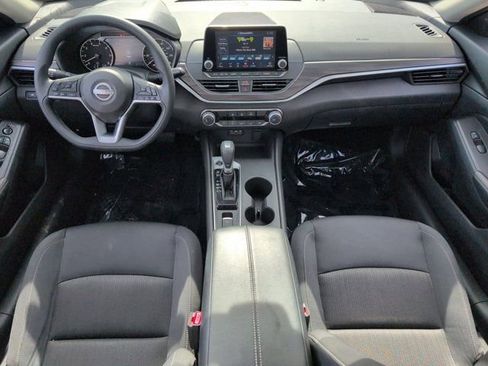 Used 2025 Nissan Altima 2.5 SV AWD/4WD image 25