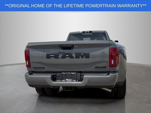New 2026 RAM 3500 Big Horn AWD/4WD image 4