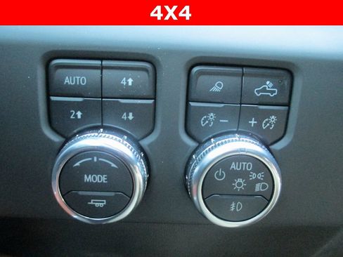 Used 2025 GMC Sierra 1500 Denali Ultimate image 32