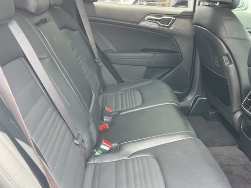 Used 2025 Kia Sportage SX FWD image 27