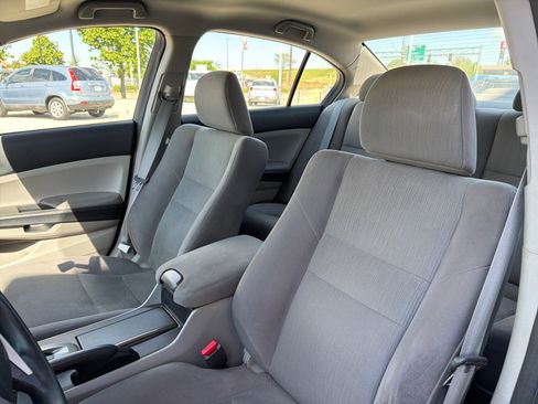 Used 2012 Honda Accord LX image 15