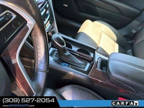 Used 2016 Cadillac XTS w/ Rear Seat Comfort Package FWD image 11