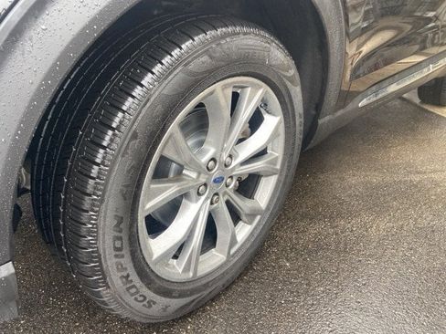 Certified 2020 Ford Explorer XLT w/ Equipment Group 202A image 6