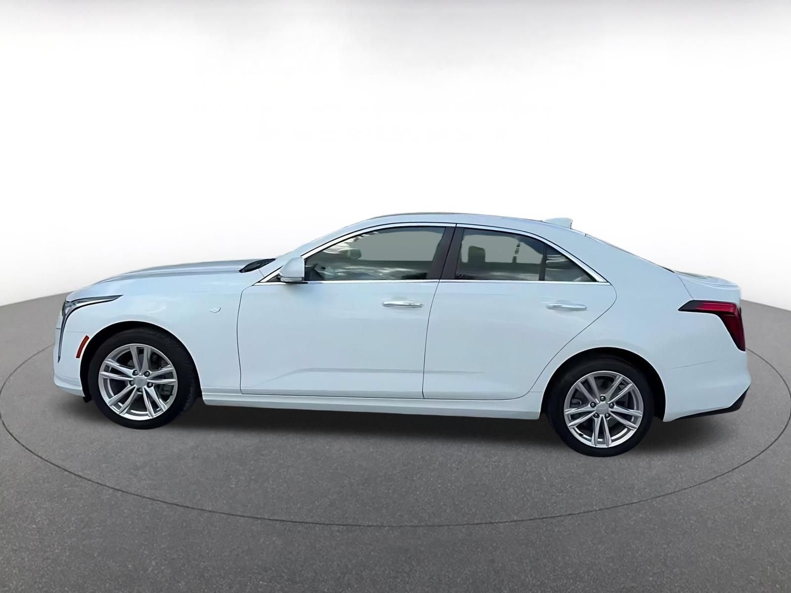 Used 2026 Cadillac CT4 Luxury AWD/4WD image 8