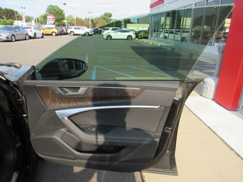 Used 2019 Audi A7 3.0T Premium Plus w/ Premium Plus Package AWD/4WD image 10