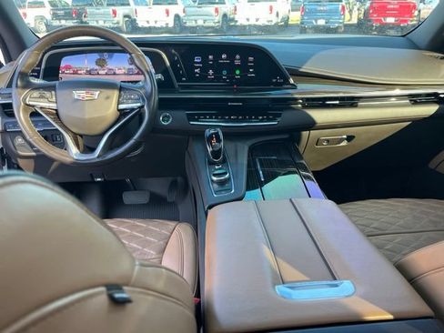 Used 2021 Cadillac Escalade Sport AWD/4WD image 17