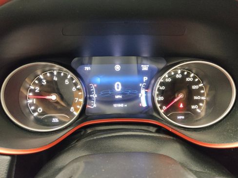 Used 2020 Jeep Compass Trailhawk AWD/4WD image 23