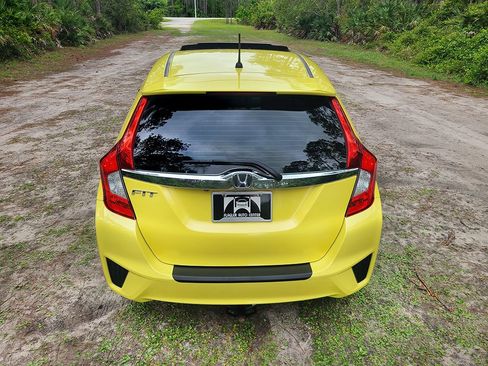 Used 2015 Honda Fit EX image 5