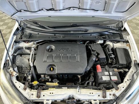 Used 2014 Toyota Corolla LE FWD image 33