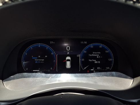 Used 2023 Toyota Highlander Limited FWD image 13