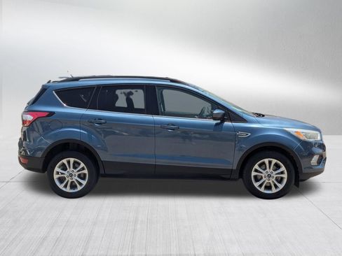 Used 2018 Ford Escape SE FWD image 6