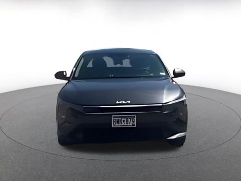 Used 2025 Kia K4 LXS FWD image 11