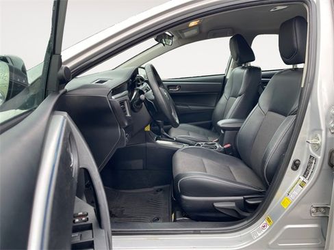 Used 2014 Toyota Corolla S image 9