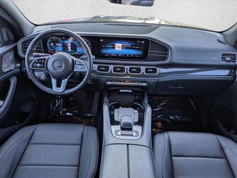 Used 2021 Mercedes-Benz GLS 450 4MATIC image 17