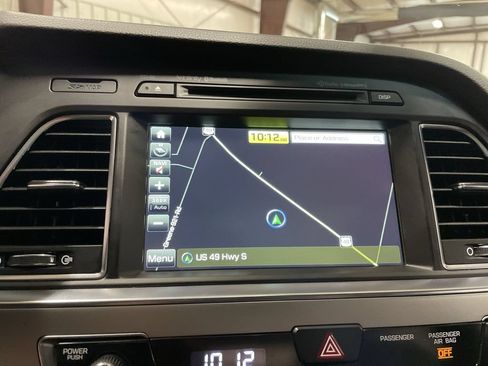 Used 2017 Hyundai Sonata Limited 2.0T FWD image 21