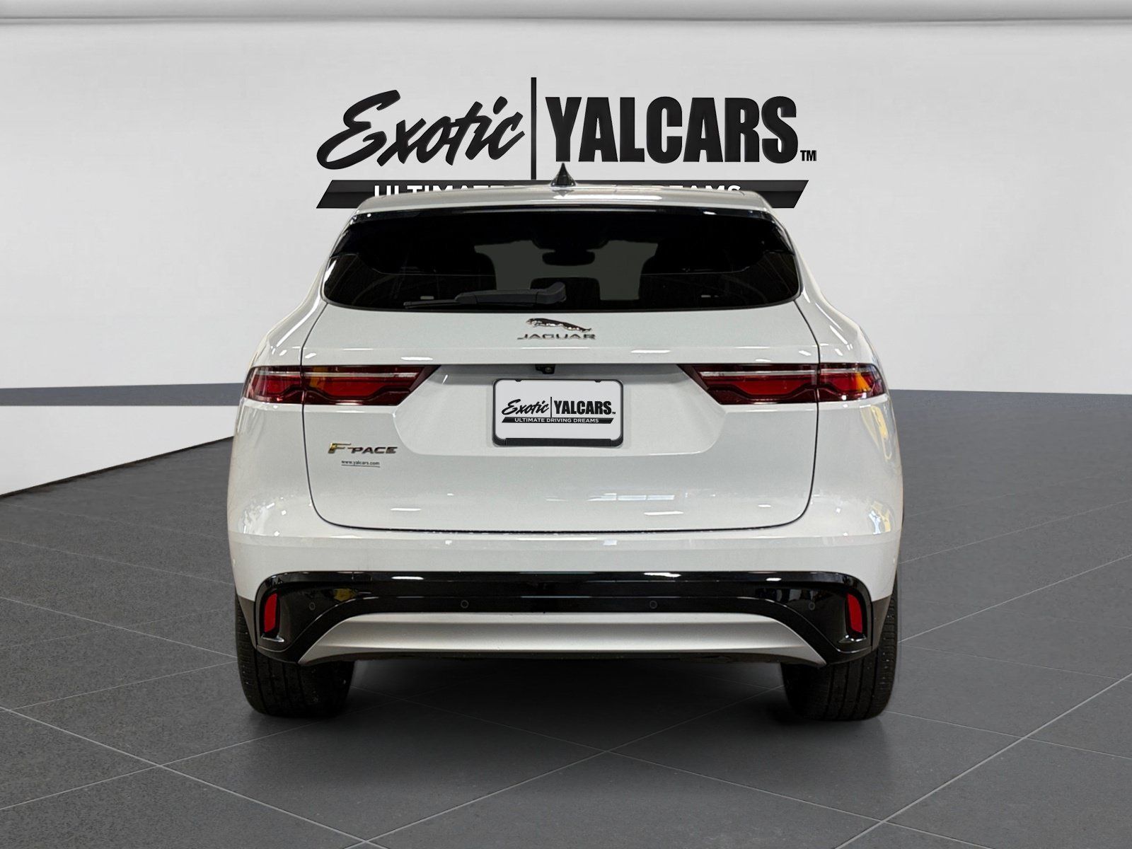 Used 2021 Jaguar F-PACE AWD/4WD image 4