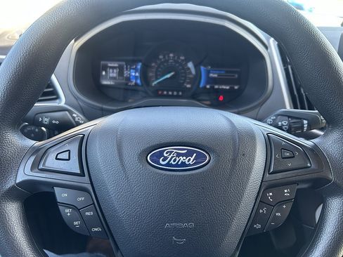 Used 2024 Ford Edge SE AWD/4WD image 15