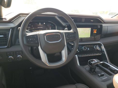Used 2023 GMC Sierra 1500 Denali w/ Denali Reserve Package AWD/4WD image 19